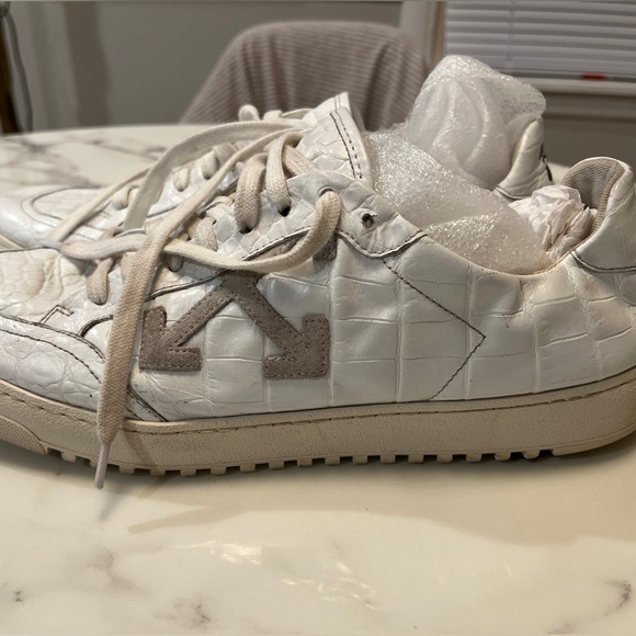 Off White Mens Croc Leather Sneakers - Picture 2 of 10